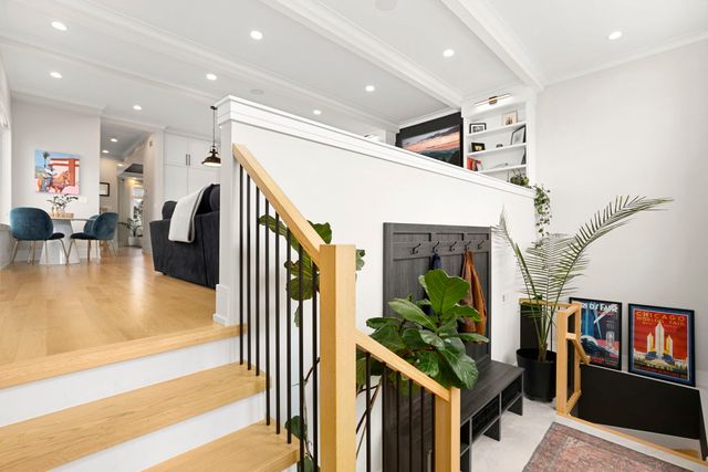 4218 N Kildare Avenue, Chicago, IL 60641