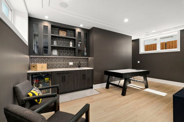 4218 N Kildare Avenue, Chicago, IL 60641