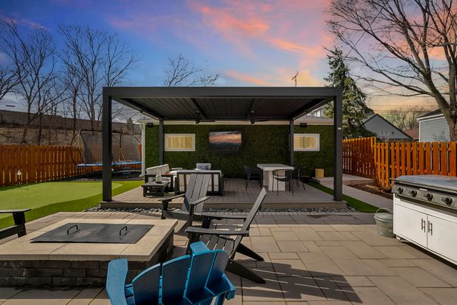 4218 N Kildare Avenue, Chicago, IL 60641