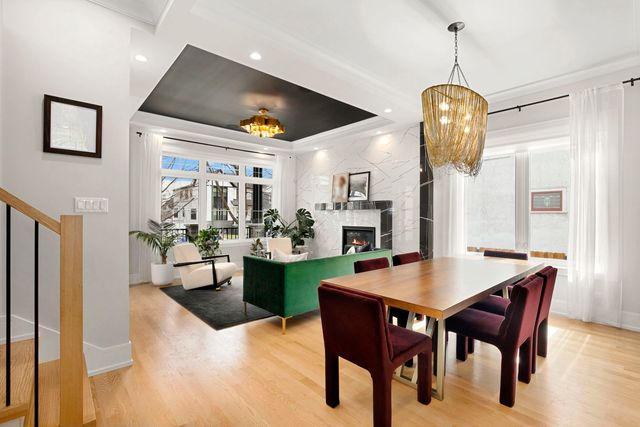 4218 N Kildare Avenue, Chicago, IL 60641