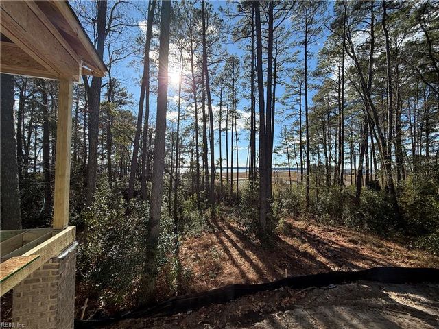 2663 Rail CT, Hayes, VA 23072