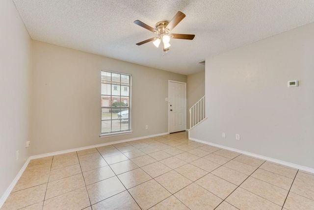 1726 W Sanford Street D, Arlington, TX 76012