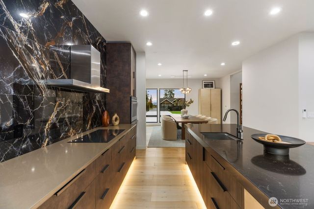 15514 73rd Avenue SE, Snohomish, WA 98296