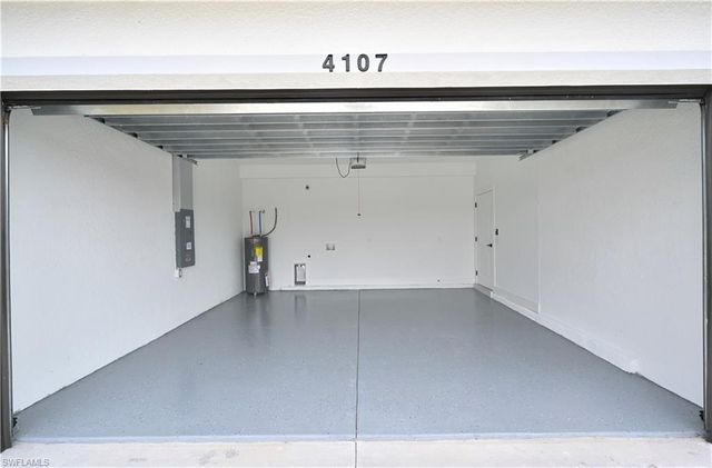 4107 13th ST SW, Lehigh Acres, FL 33976