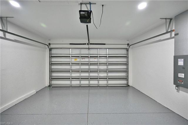 4107 13th ST SW, Lehigh Acres, FL 33976