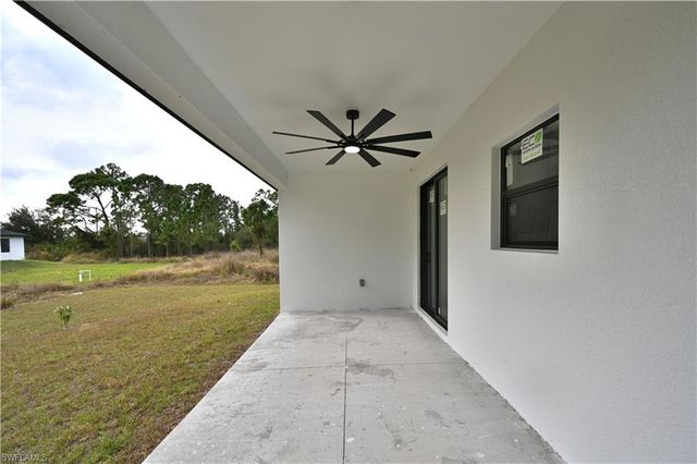 4107 13th ST SW, Lehigh Acres, FL 33976