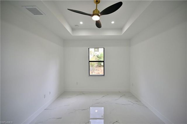 4107 13th ST SW, Lehigh Acres, FL 33976