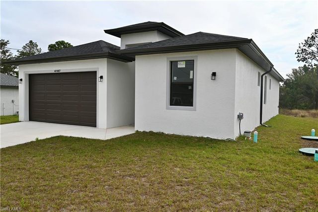 4107 13th ST SW, Lehigh Acres, FL 33976