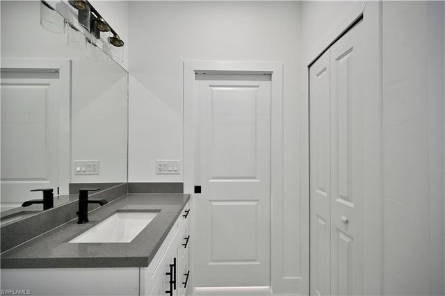 4107 13th ST SW, Lehigh Acres, FL 33976