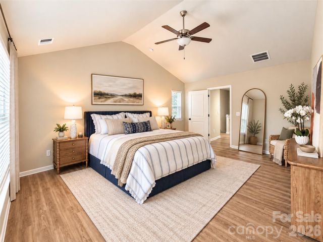 2220 Dardan Woods Drive, Charlotte, NC 28215