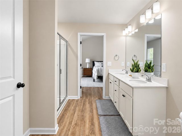 2220 Dardan Woods Drive, Charlotte, NC 28215