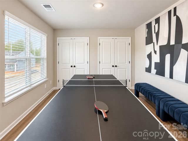 2220 Dardan Woods Drive, Charlotte, NC 28215