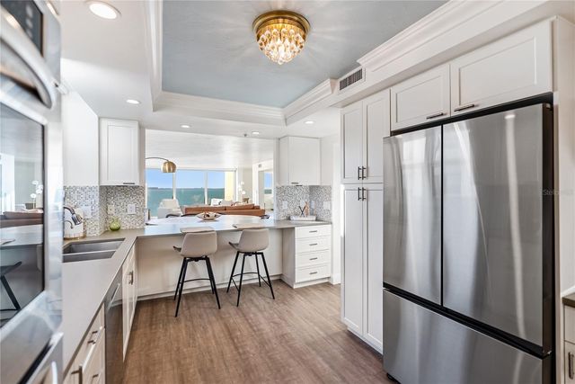 101 SUNSET DRIVE 402, Sarasota, FL 34236