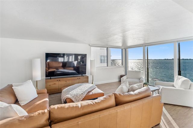 101 SUNSET DRIVE 402, Sarasota, FL 34236