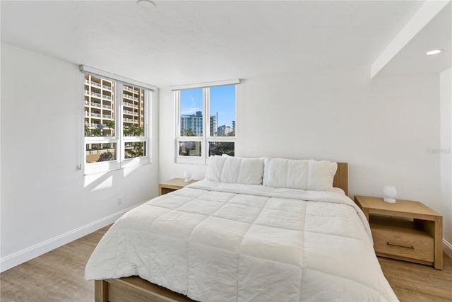 101 SUNSET DRIVE 402, Sarasota, FL 34236