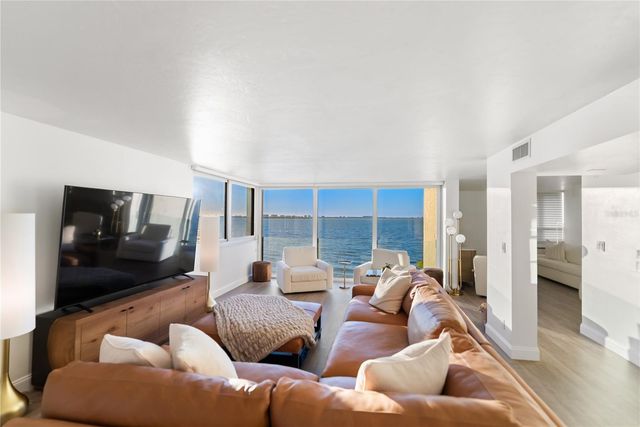 101 SUNSET DRIVE 402, Sarasota, FL 34236