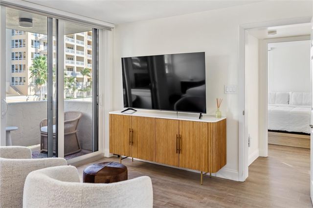 101 SUNSET DRIVE 402, Sarasota, FL 34236