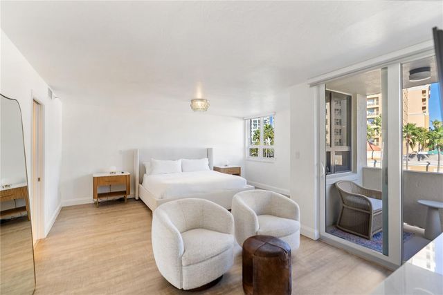 101 SUNSET DRIVE 402, Sarasota, FL 34236