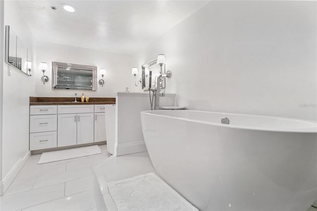 101 SUNSET DRIVE 402, Sarasota, FL 34236