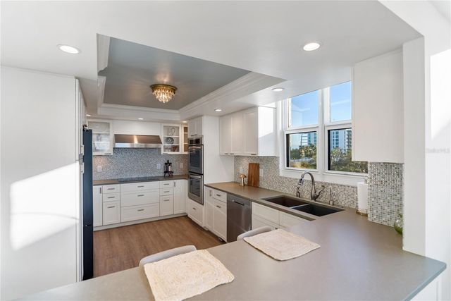 101 SUNSET DRIVE 402, Sarasota, FL 34236