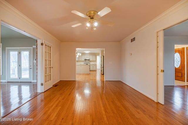 4400 Rivanna Dr, Louisville, KY 40299