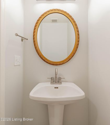 4400 Rivanna Dr, Louisville, KY 40299