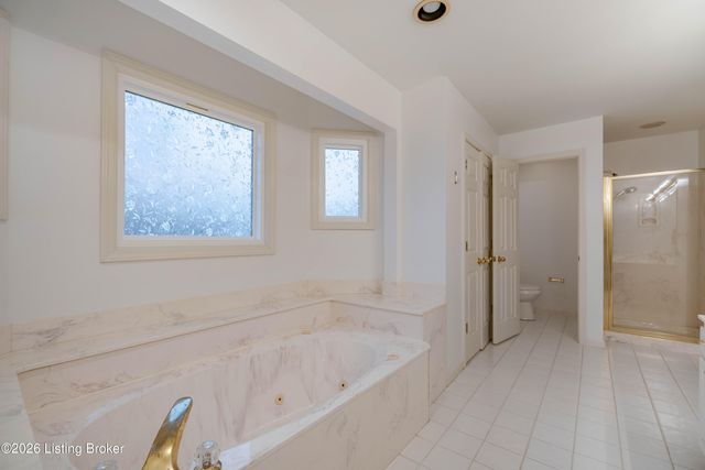 4400 Rivanna Dr, Louisville, KY 40299