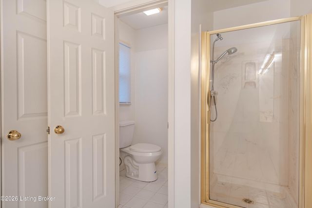 4400 Rivanna Dr, Louisville, KY 40299