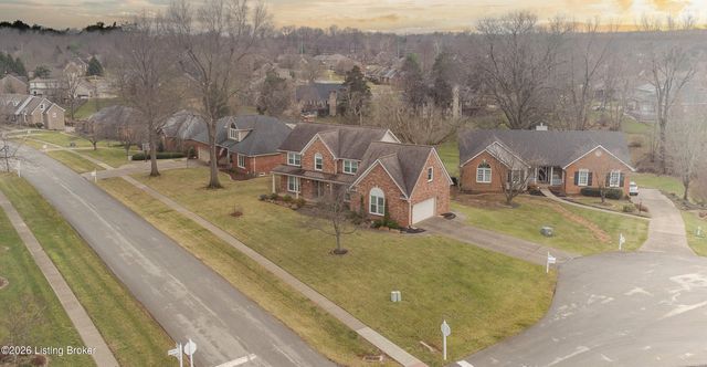 4400 Rivanna Dr, Louisville, KY 40299