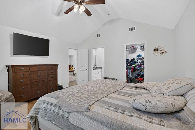 203 Simmons Place Drive SE, Ludowici, GA 31316