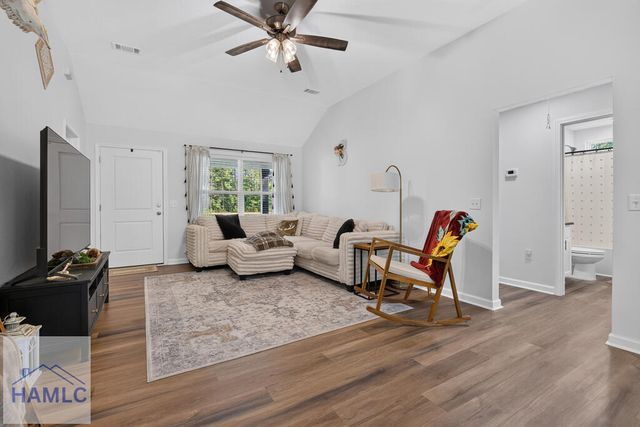 203 Simmons Place Drive SE, Ludowici, GA 31316