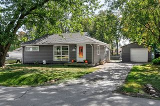 1245 NE 50th Place, Des Moines, IA 50313