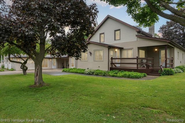 301 N Church Street, Byron, MI 48418