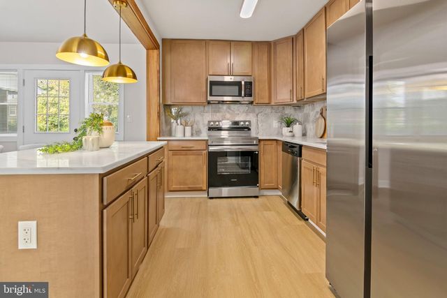 5906 AYLESHIRE RD, Baltimore, MD 21239