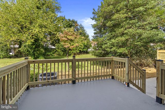 5906 AYLESHIRE RD, Baltimore, MD 21239