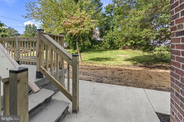 5906 AYLESHIRE RD, Baltimore, MD 21239