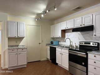 3511 E BASELINE Road 1213, Phoenix, AZ 85042