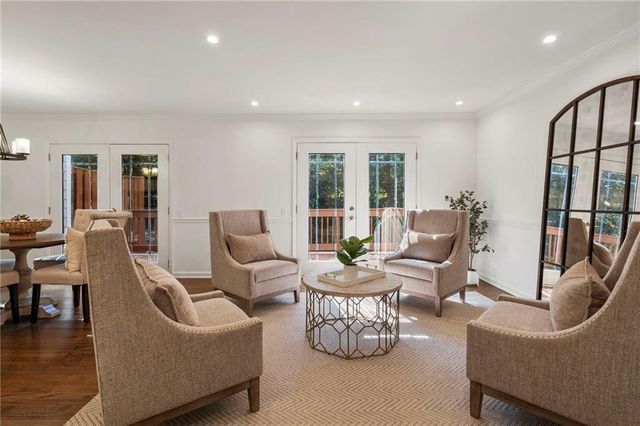 504 Dunwoody Chace 5, Atlanta, GA 30328