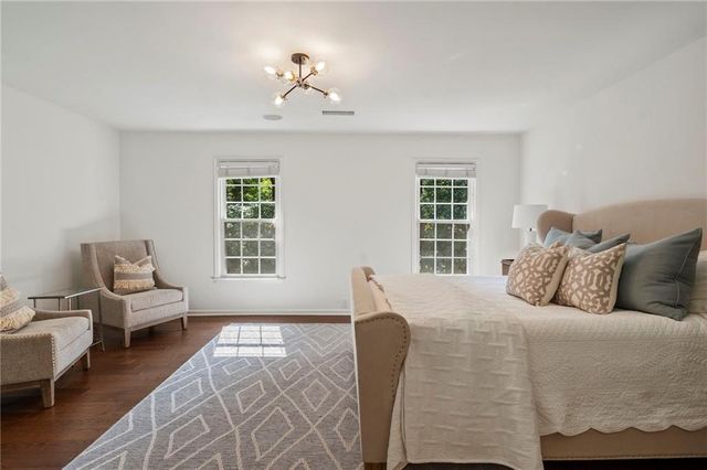 504 Dunwoody Chace 5, Atlanta, GA 30328