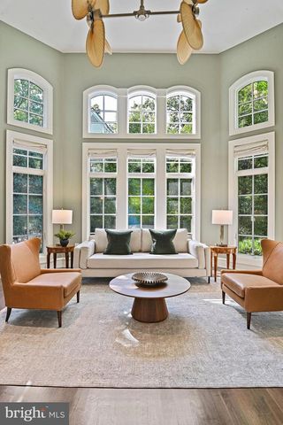 903 DOUGLASS DR, Mclean, VA 22101