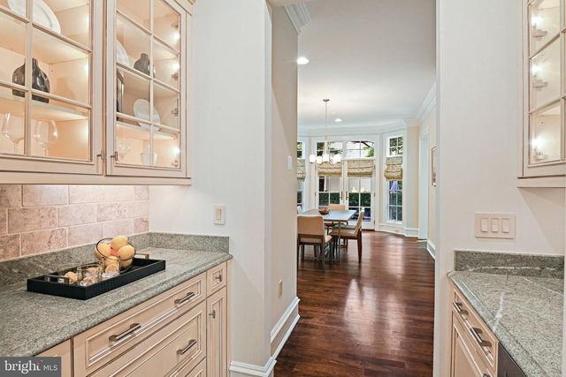 903 DOUGLASS DR, Mclean, VA 22101