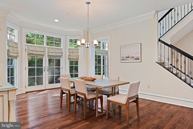 903 DOUGLASS DR, Mclean, VA 22101