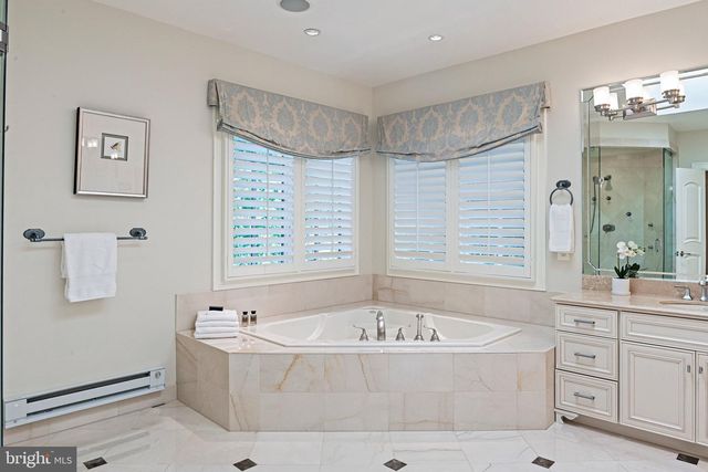 903 DOUGLASS DR, Mclean, VA 22101
