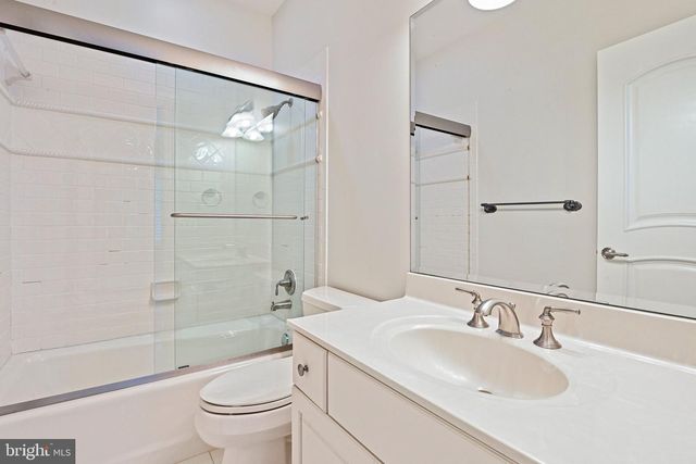 903 DOUGLASS DR, Mclean, VA 22101