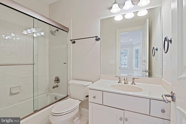 903 DOUGLASS DR, Mclean, VA 22101