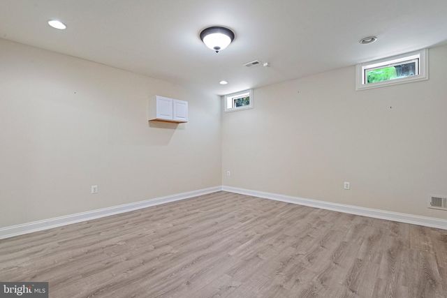 903 DOUGLASS DR, Mclean, VA 22101