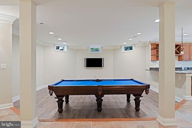 903 DOUGLASS DR, Mclean, VA 22101