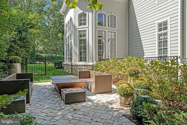 903 DOUGLASS DR, Mclean, VA 22101