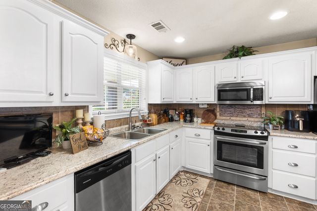 211 Cohen Court, Kathleen, GA 31047