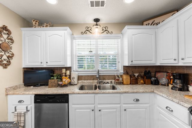 211 Cohen Court, Kathleen, GA 31047